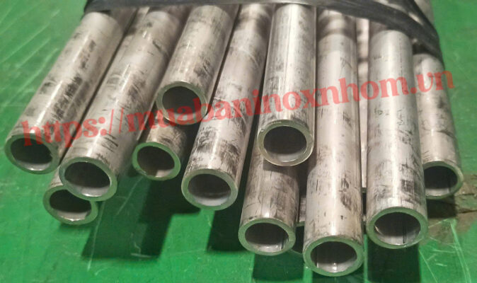 ỐNG INOX CÔNG NGHIỆP 304-DN15 (Ø 21.34mm)