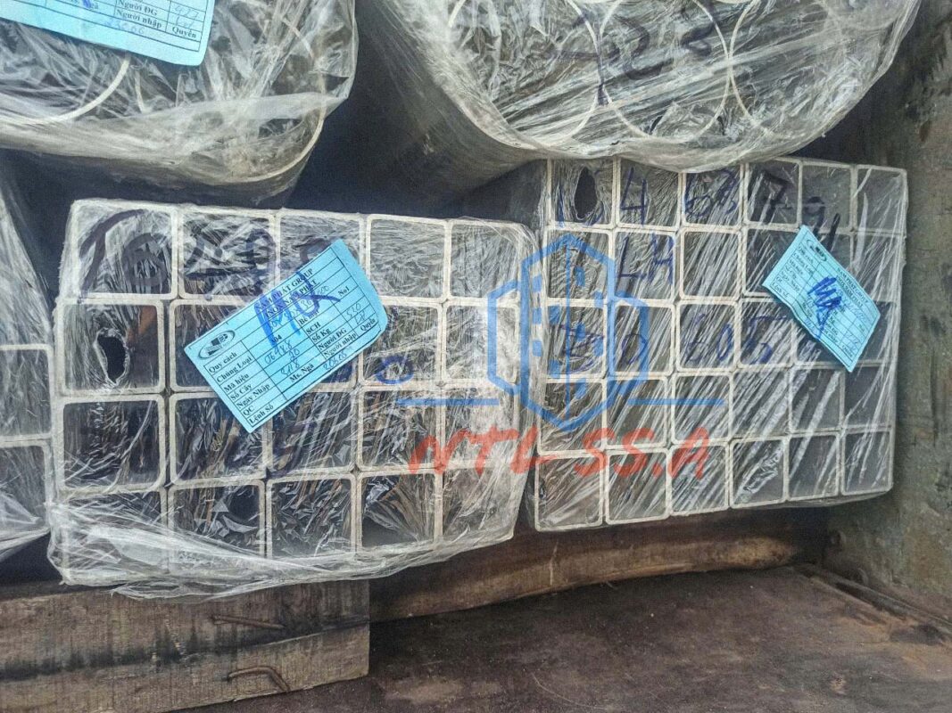 vuon inox cong nghiep 304