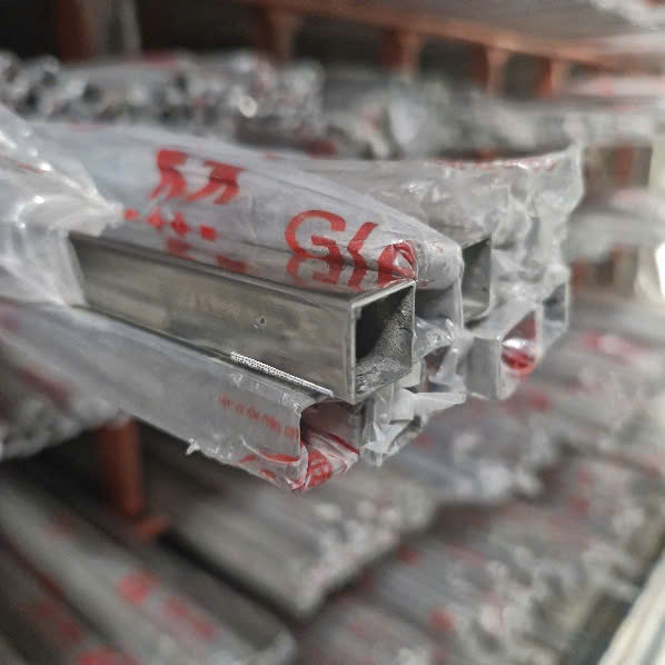 VUÔNG INOX 201 - 12.7 x 12.7mm 12 VUÔNG INOX 201 - 12.7 x 12.7mm - Ảnh 2