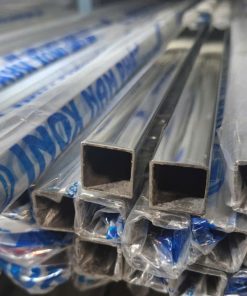 vuong inox 304 25mm 25mm